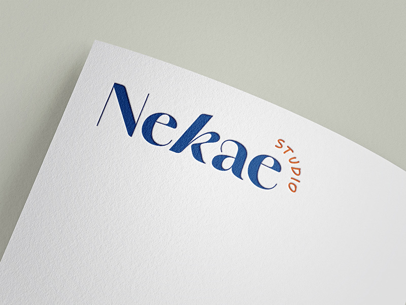 Logo Nekae Studio de Klara EDERN graphiste freelance à Ancenis, imprimé sur un papier professionnel.