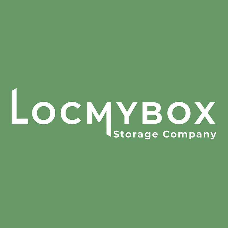 Logo typographique issu de l'identité visuelle self-stockage de LOCMYBOX, conçu par Nekae Studio.