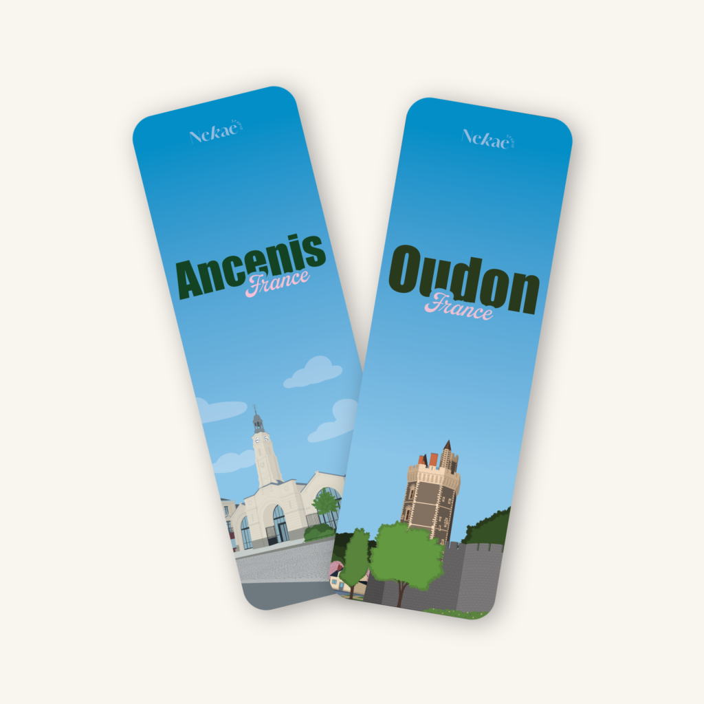 2 marque-pages représentant La Tour d'Oudon et Les Halles de Ancenis sur fond beige